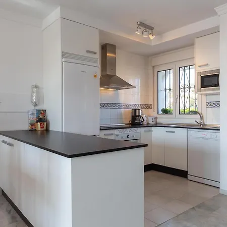 Lovely Townhouse בית נופש