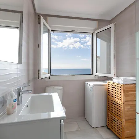 Lovely Townhouse פואנגירולה